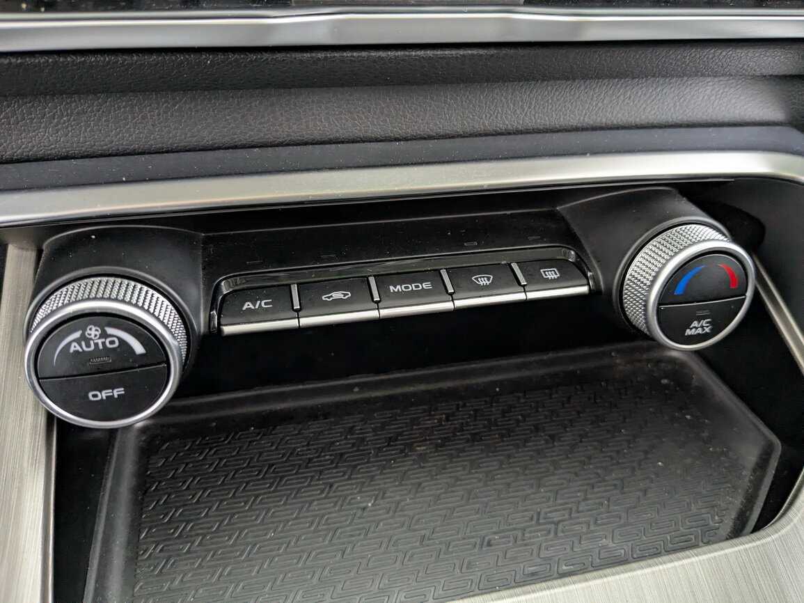 Geely Coolray с пробегом — 2022 год. Фото: #14