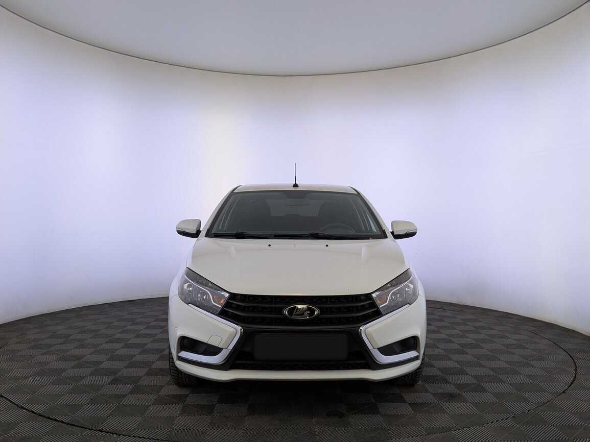 Lada (ВАЗ) Vesta с пробегом — 2016 год. Фото: #1