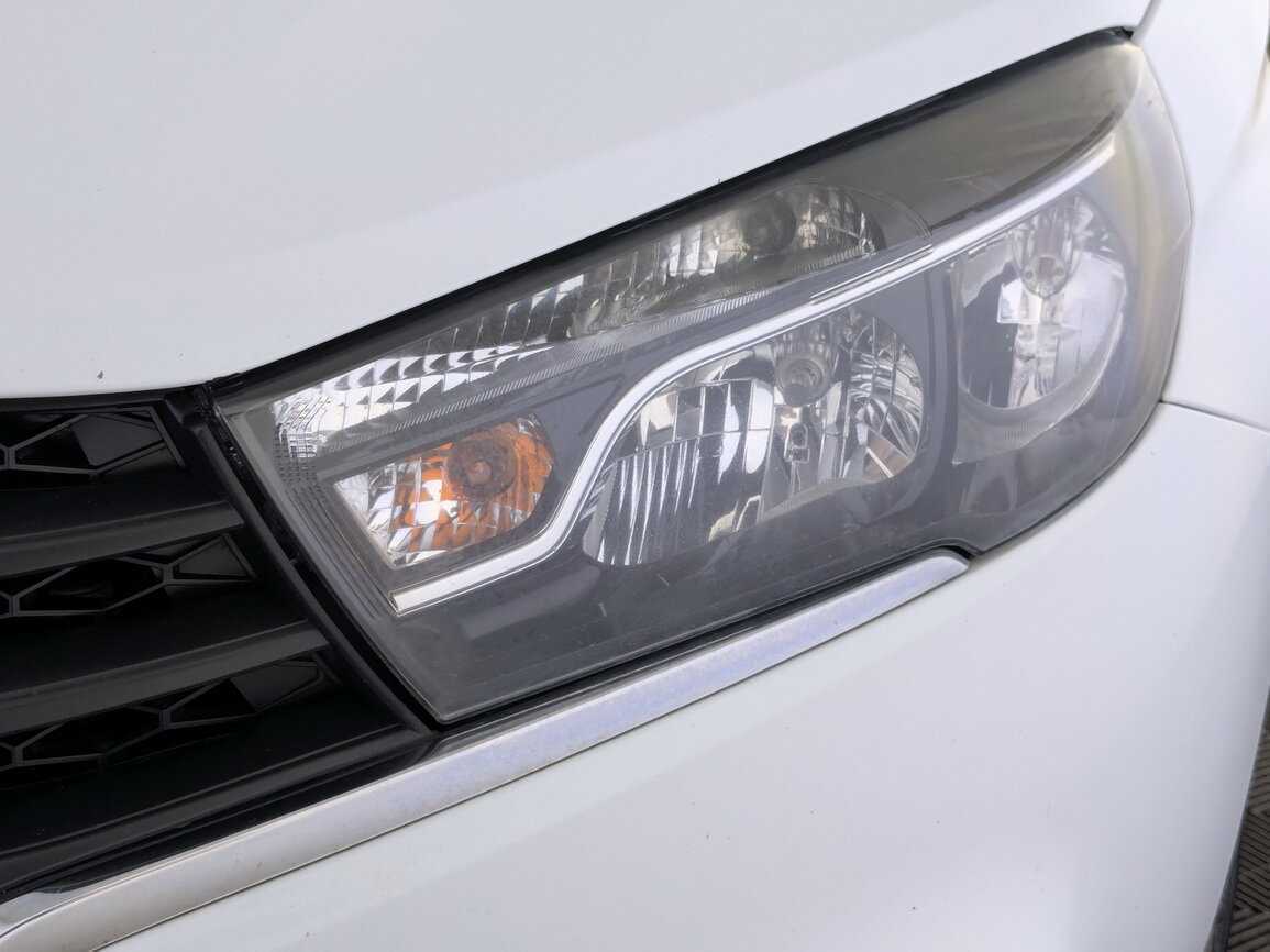 Lada (ВАЗ) Vesta с пробегом — 2016 год. Фото: #11