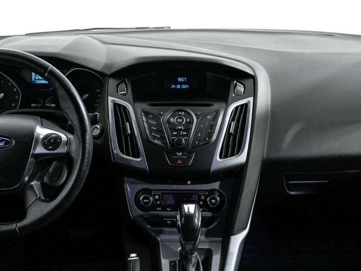 Ford Focus с пробегом — 2013 год. Фото: #13