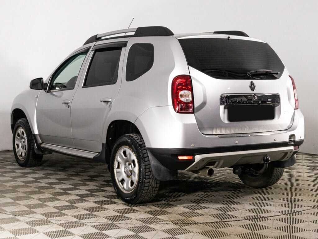 Renault Duster с пробегом — 2015 год. Фото: #6