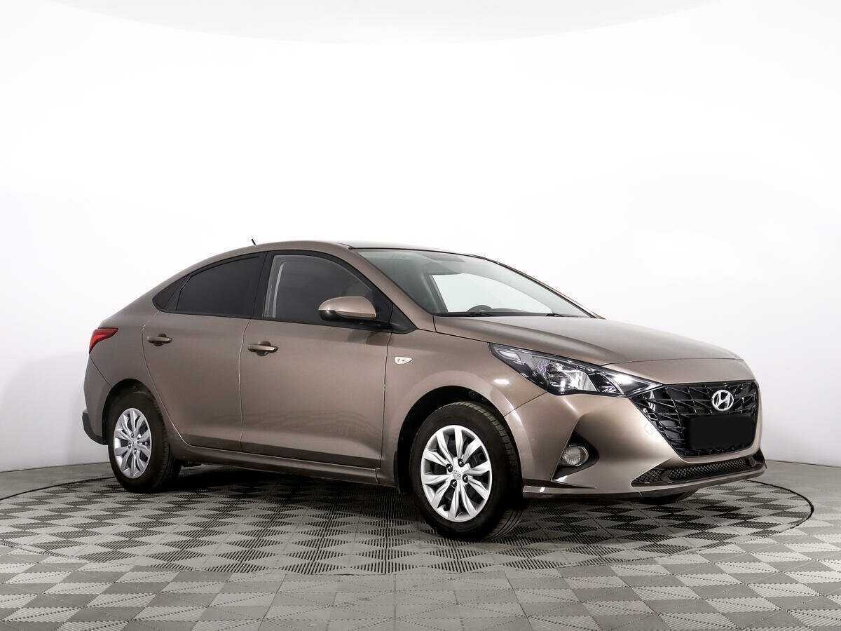Hyundai Solaris с пробегом — 2022 год. Фото: #2