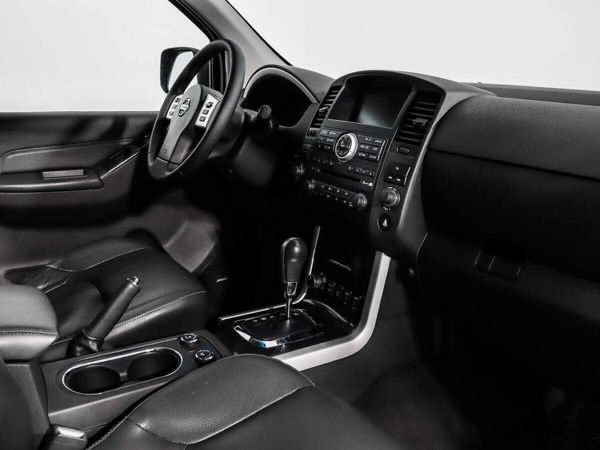 Nissan Pathfinder с пробегом — 2012 год. Фото: #13