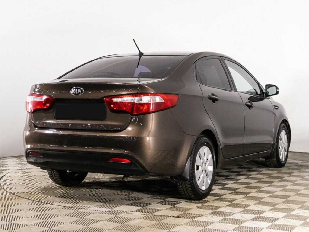 Kia Rio с пробегом — 2015 год. Фото: #4
