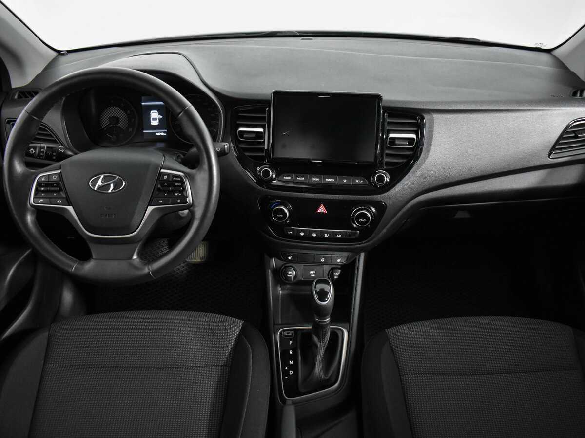 Hyundai Solaris с пробегом — 2020 год. Фото: #13