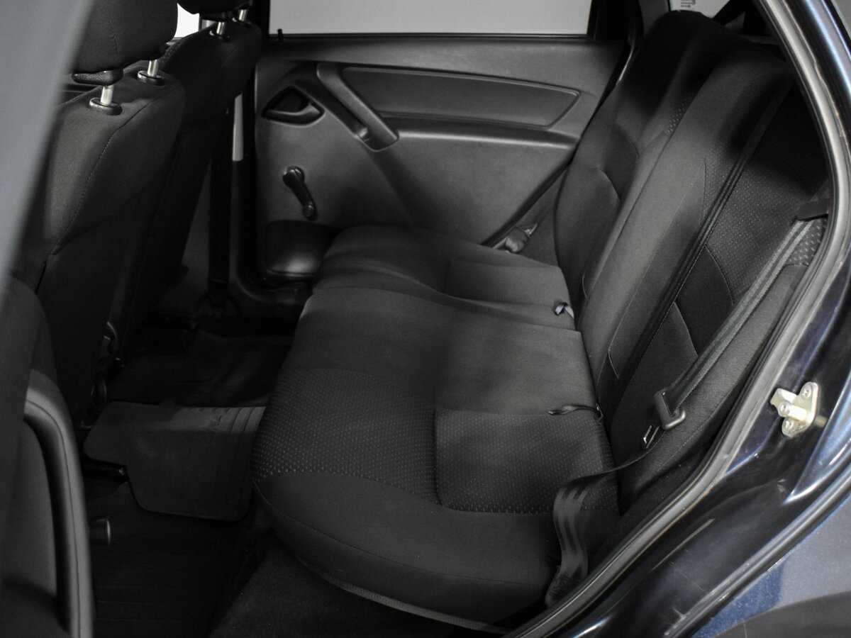 Lada (ВАЗ) Kalina с пробегом — 2013 год. Фото: #10