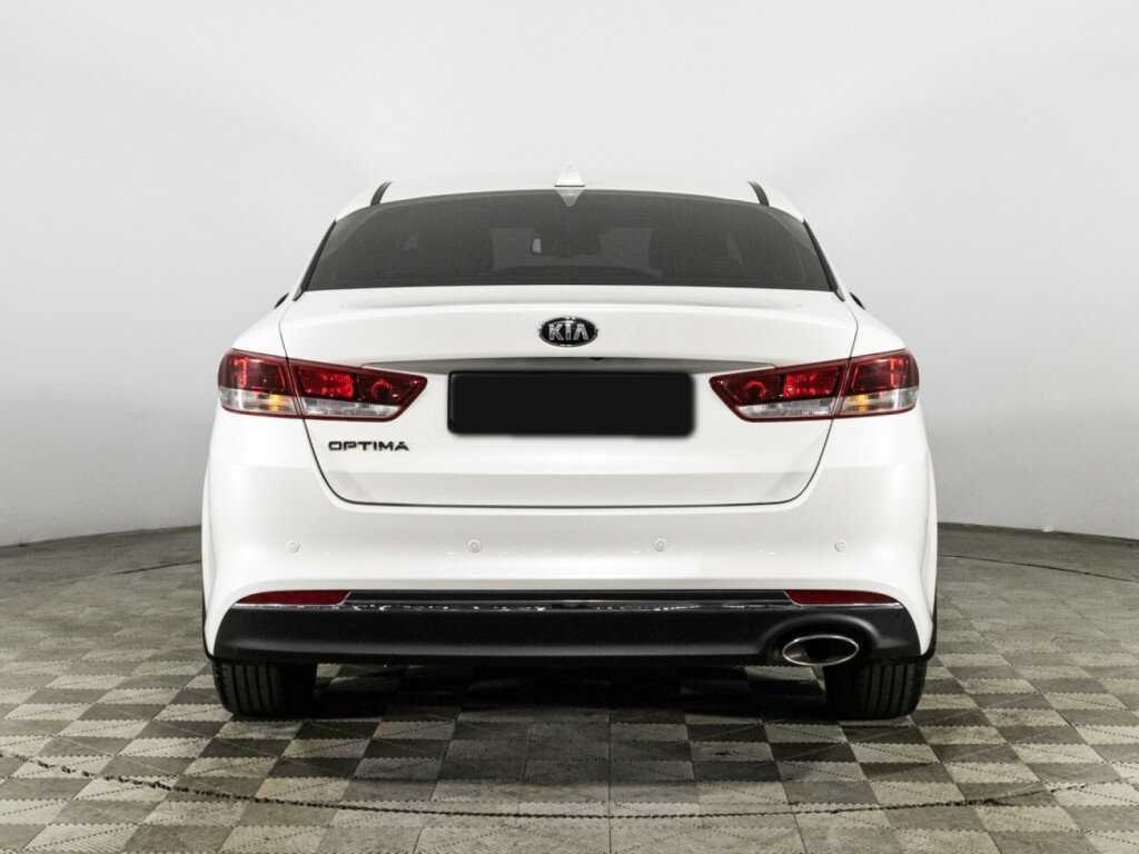 Kia Optima с пробегом — 2017 год. Фото: #5