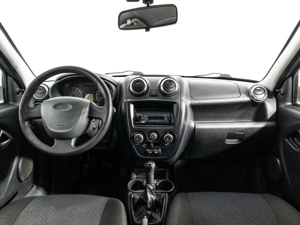 Lada (ВАЗ) Granta с пробегом — 2013 год. Фото: #12