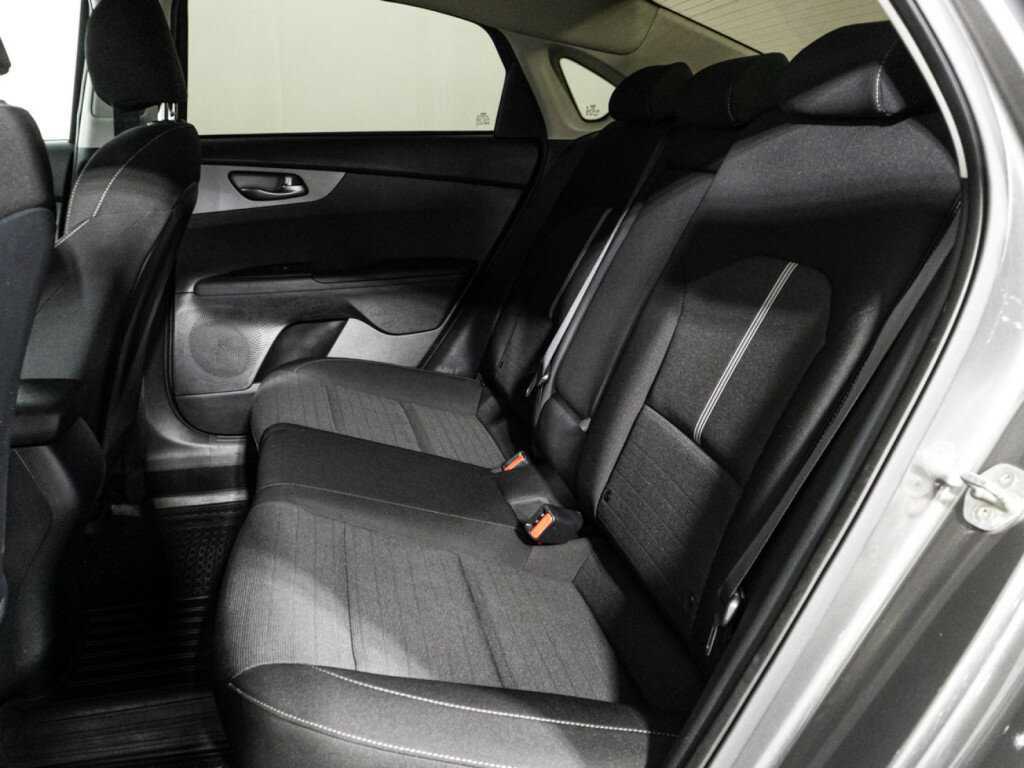 Kia Cerato с пробегом — 2019 год. Фото: #9