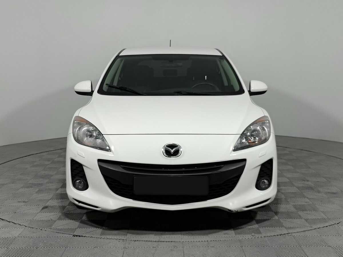 Mazda 3 с пробегом — 2012 год. Фото: #1