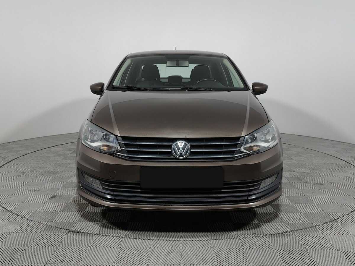 Volkswagen Polo с пробегом — 2016 год. Фото: #1