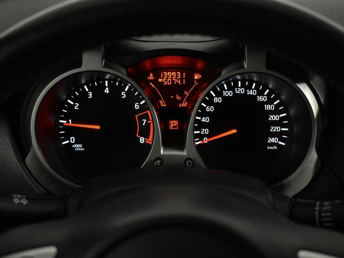 Nissan Juke с пробегом — 2012 год. Фото: #16