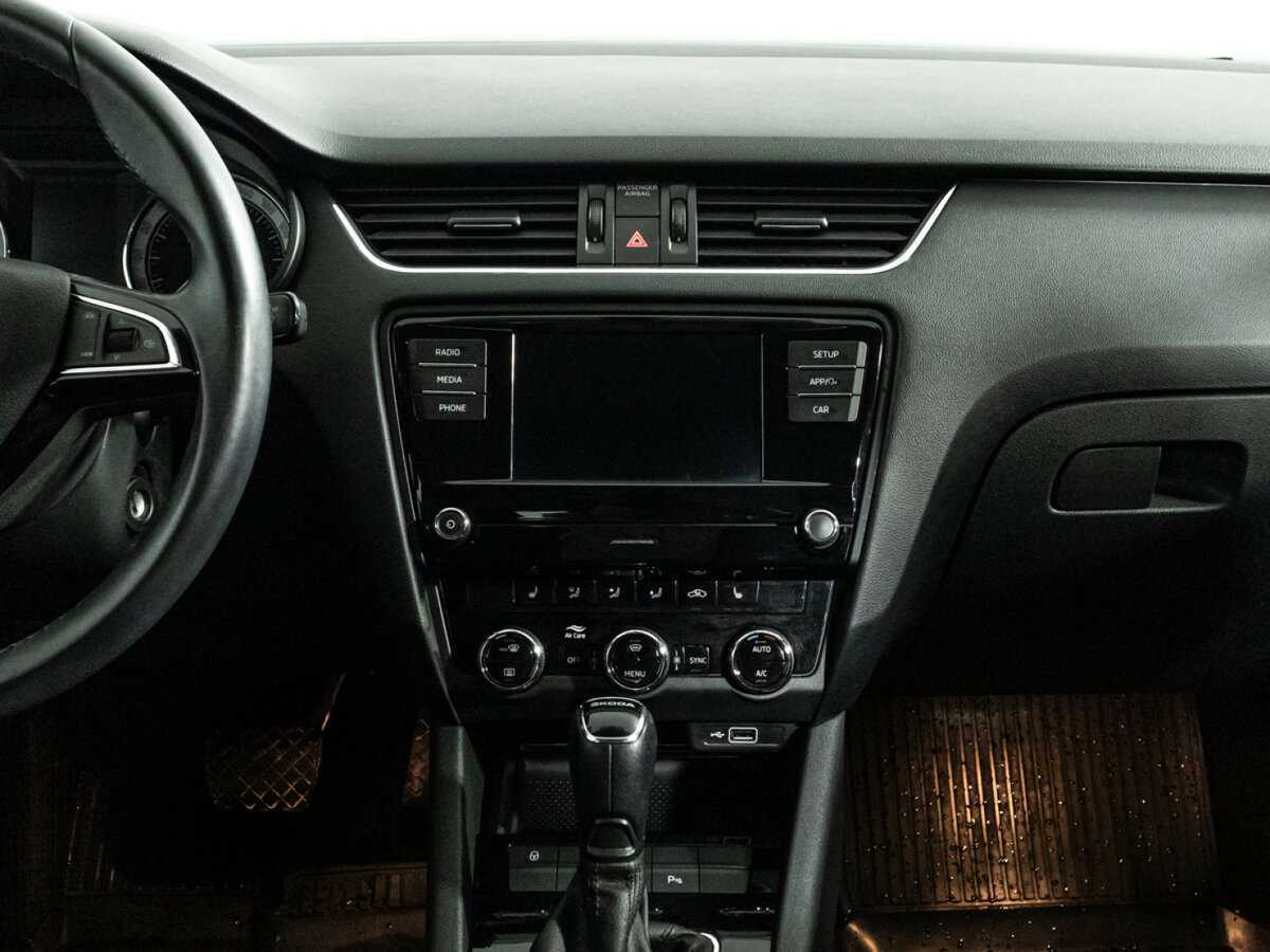 Skoda Octavia с пробегом — 2019 год. Фото: #13
