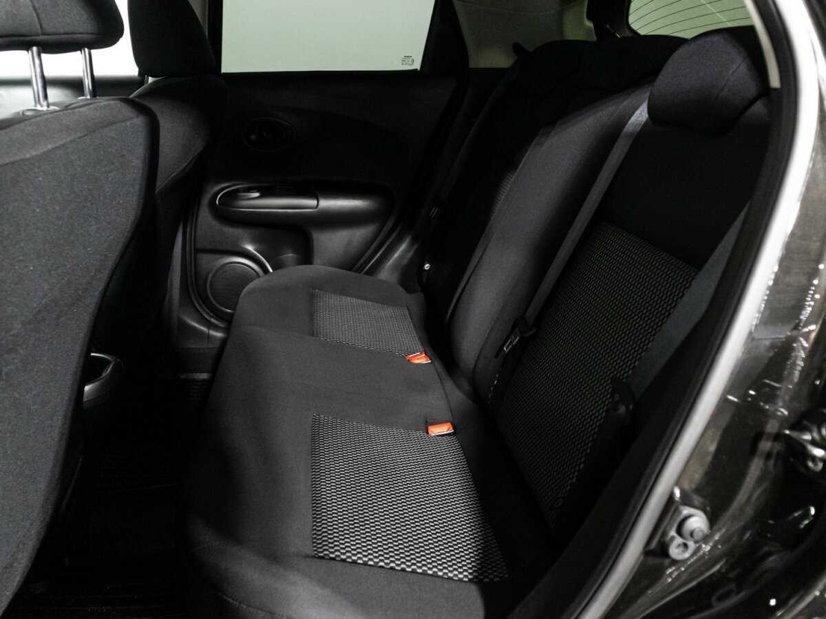 Nissan Juke с пробегом — 2015 год. Фото: #9