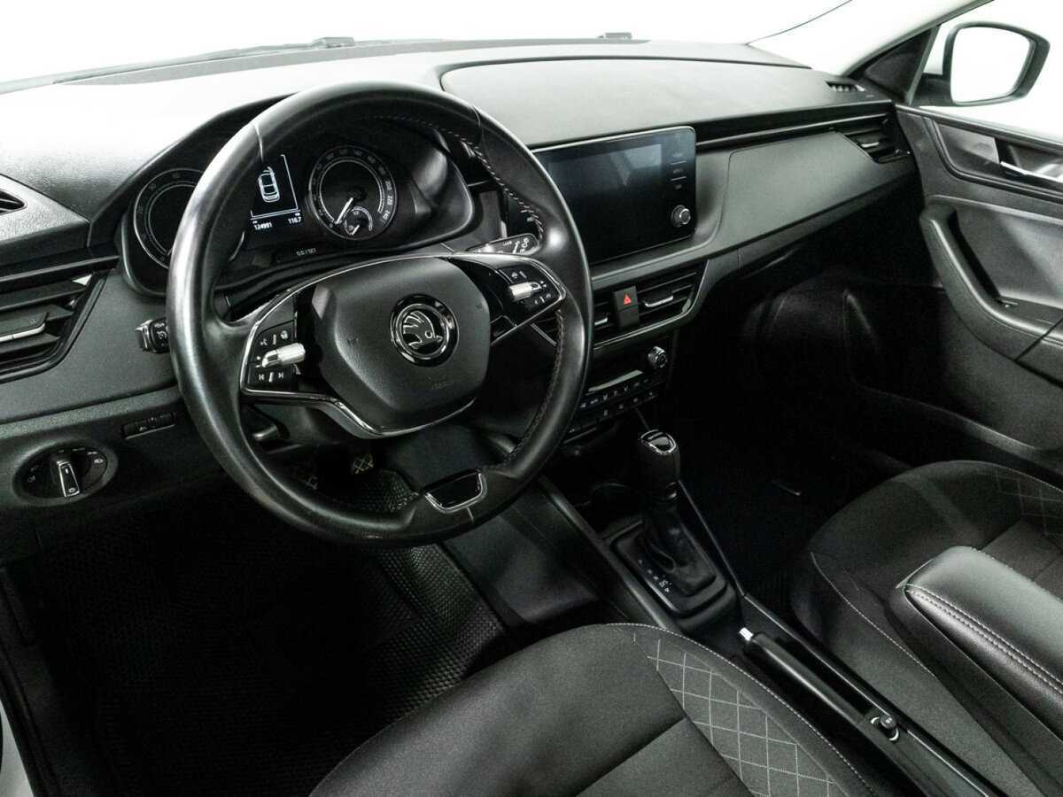 Skoda Rapid с пробегом — 2021 год. Фото: #10