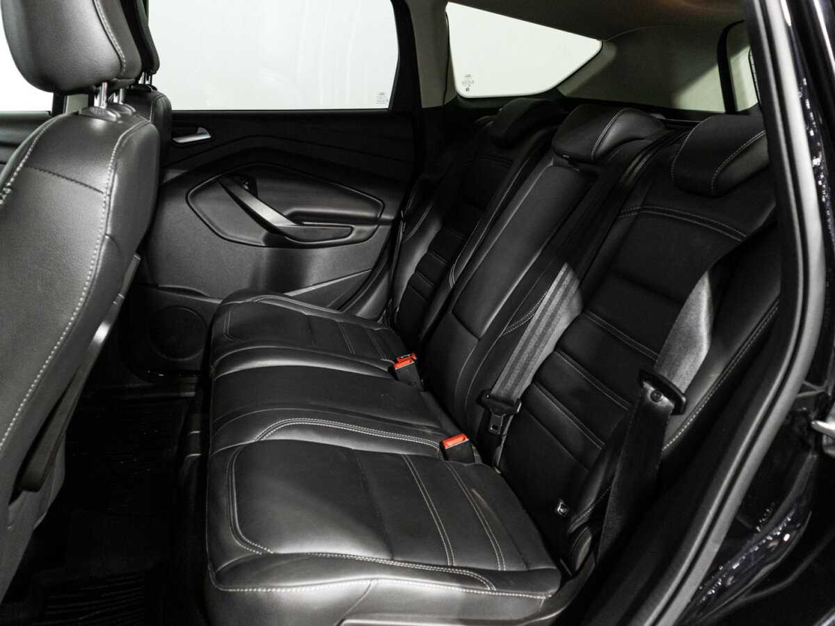 Ford Kuga с пробегом — 2017 год. Фото: #9