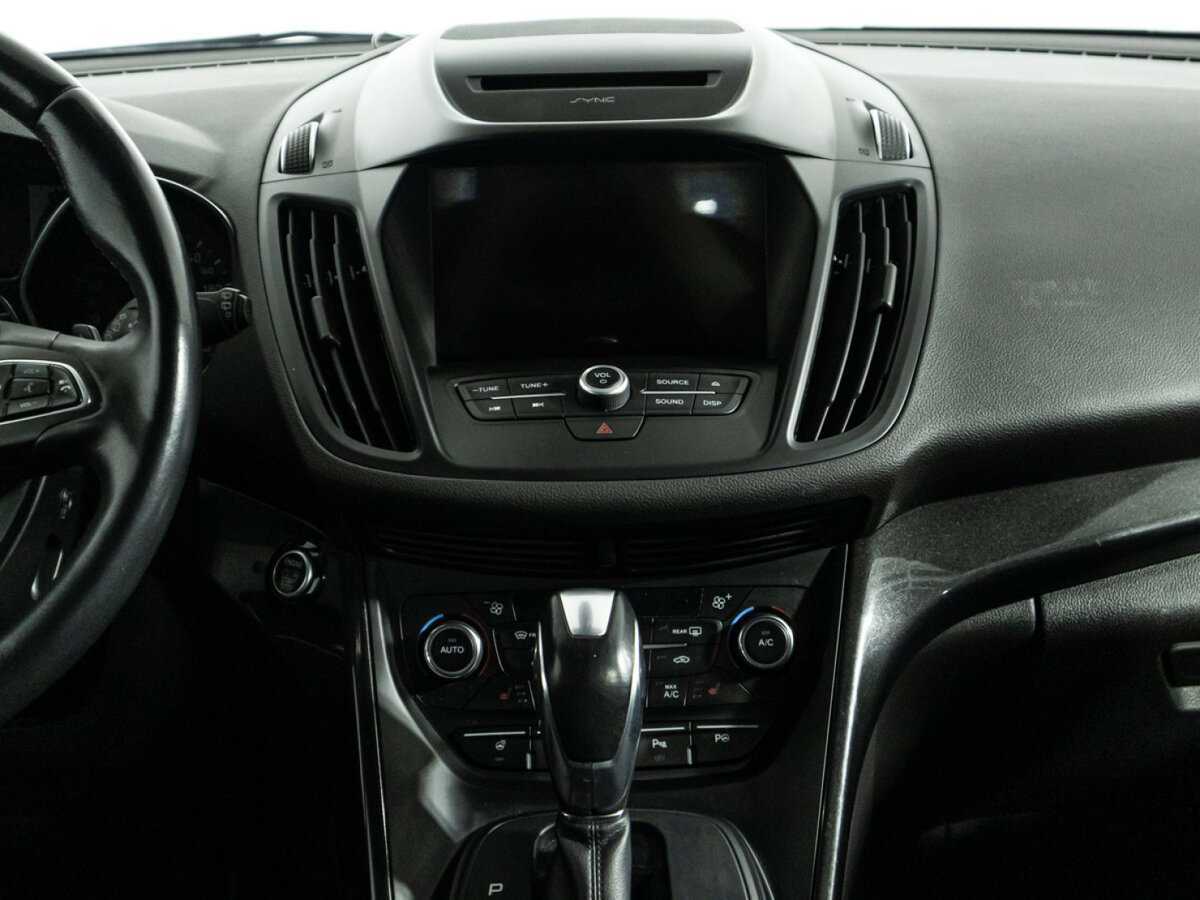 Ford Kuga с пробегом — 2017 год. Фото: #13