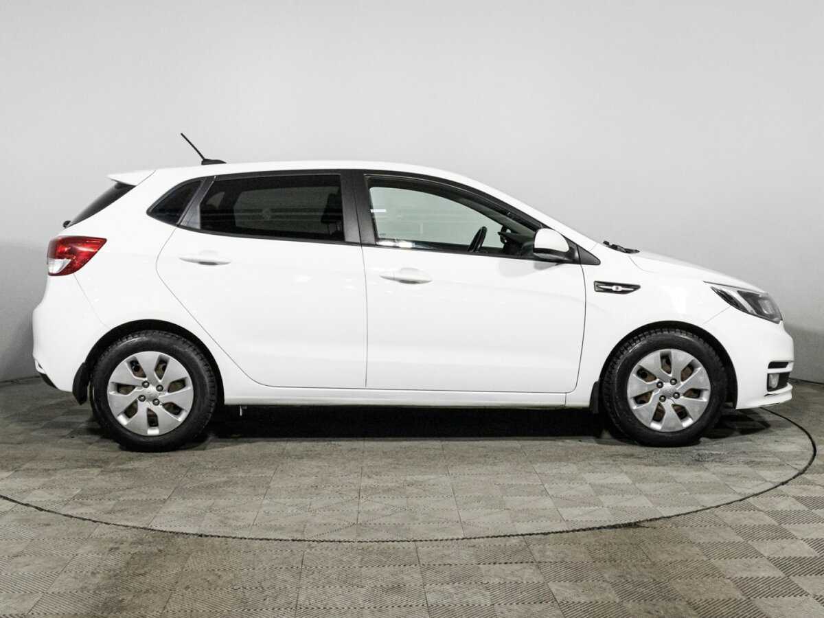 Kia Rio с пробегом — 2017 год. Фото: #3
