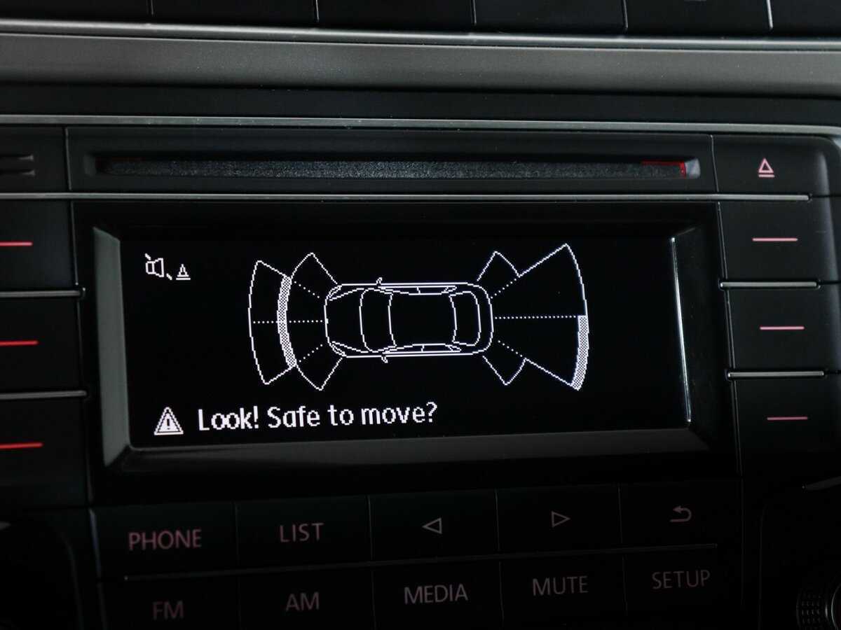 Volkswagen Polo с пробегом — 2018 год. Фото: #16