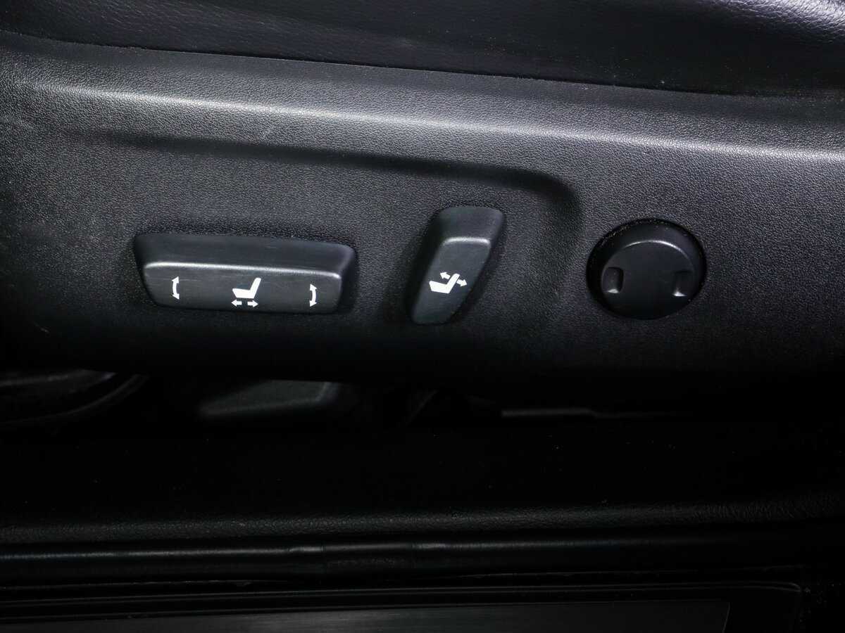 Toyota Camry с пробегом — 2012 год. Фото: #21