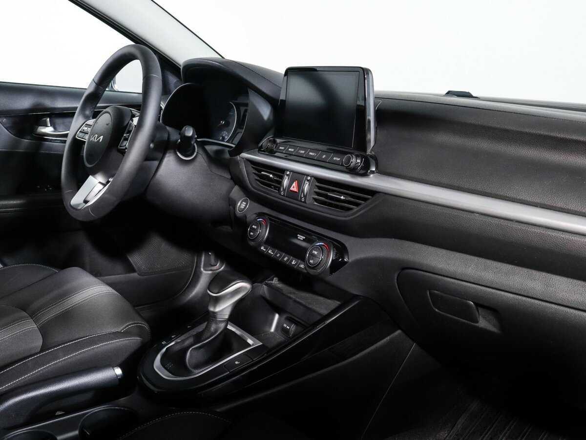 Kia Cerato с пробегом — 2021 год. Фото: #5