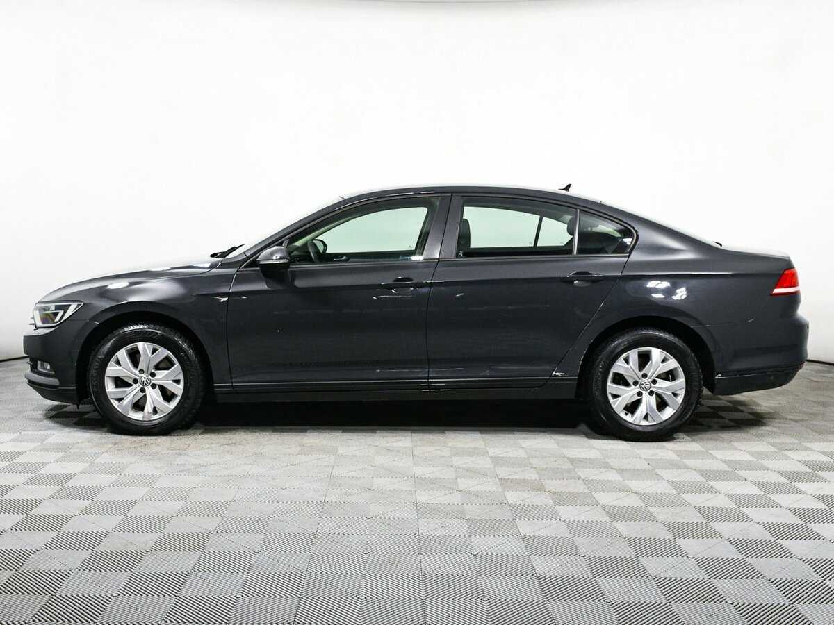 Volkswagen Passat с пробегом — 2017 год. Фото: #7