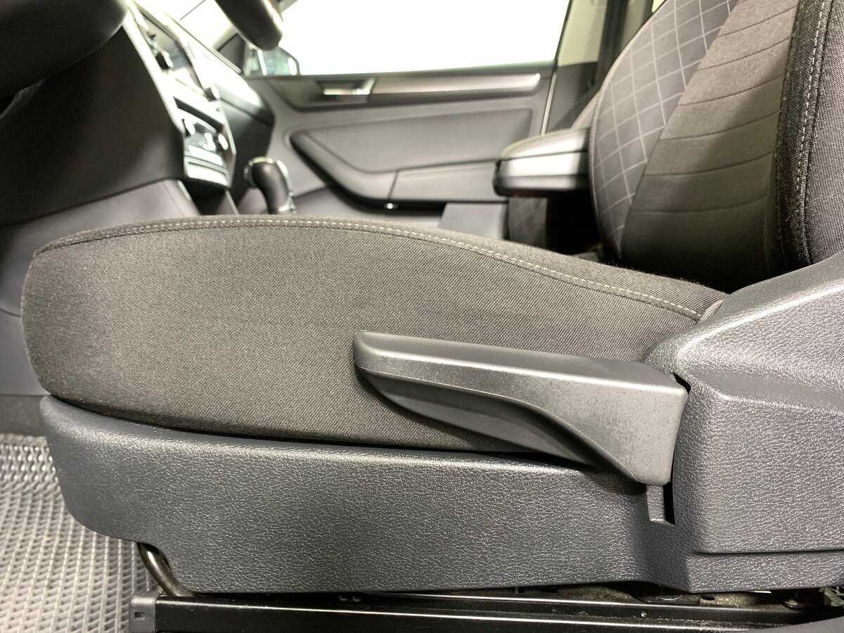 Skoda Rapid с пробегом — 2019 год. Фото: #14