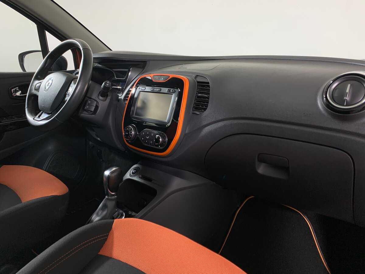 Renault Kaptur с пробегом — 2016 год. Фото: #13
