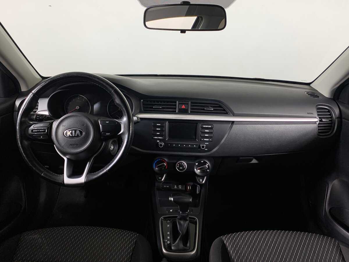 Kia Rio с пробегом — 2017 год. Фото: #12