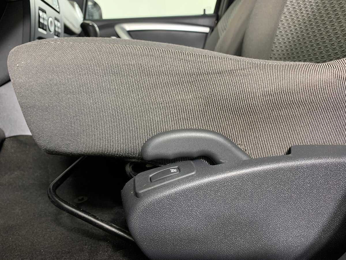 Lada (ВАЗ) Largus с пробегом — 2015 год. Фото: #16