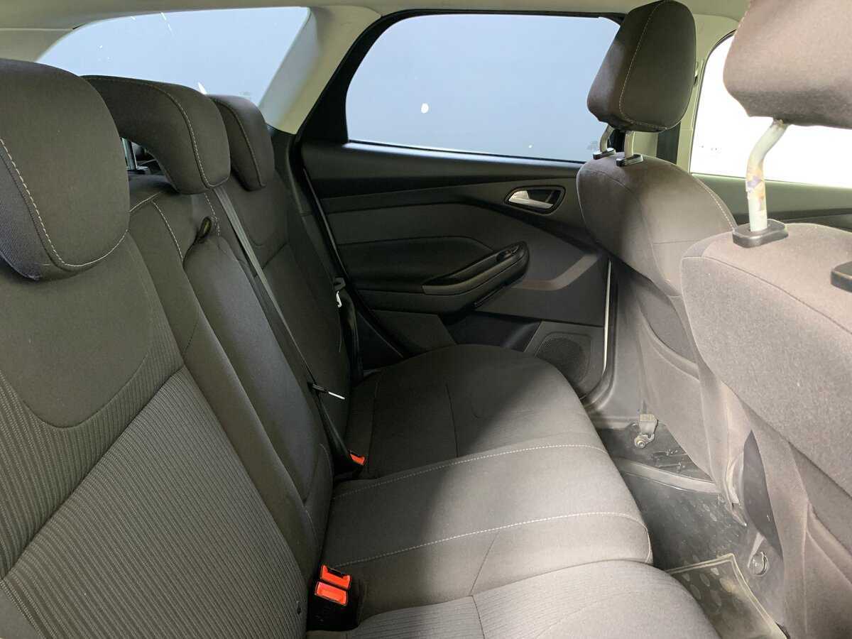 Ford Focus с пробегом — 2014 год. Фото: #17