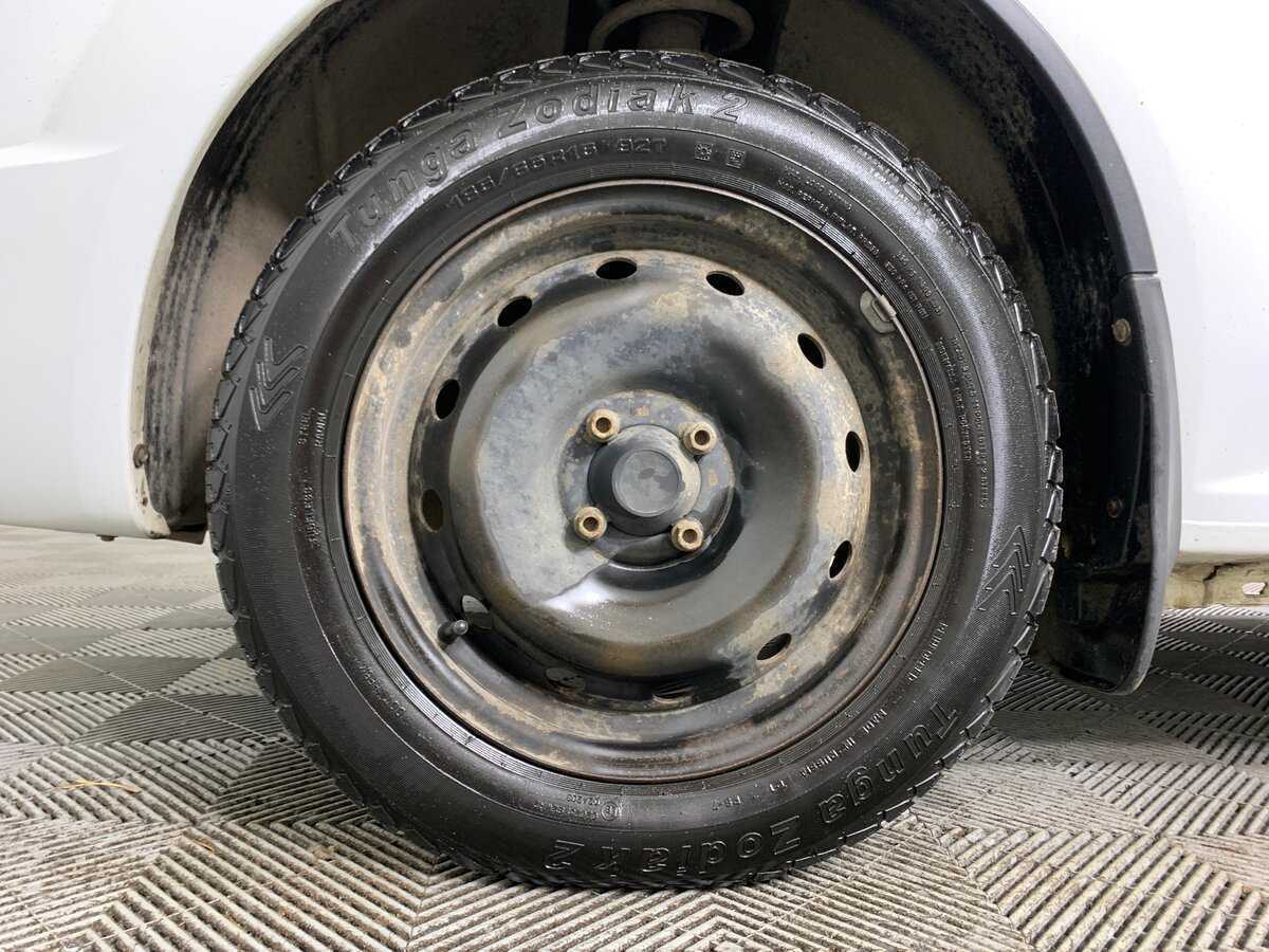 Lada (ВАЗ) Largus с пробегом — 2016 год. Фото: #8