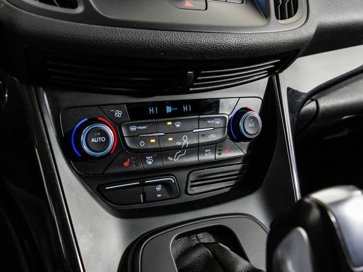 Ford Kuga с пробегом — 2017 год. Фото: #11