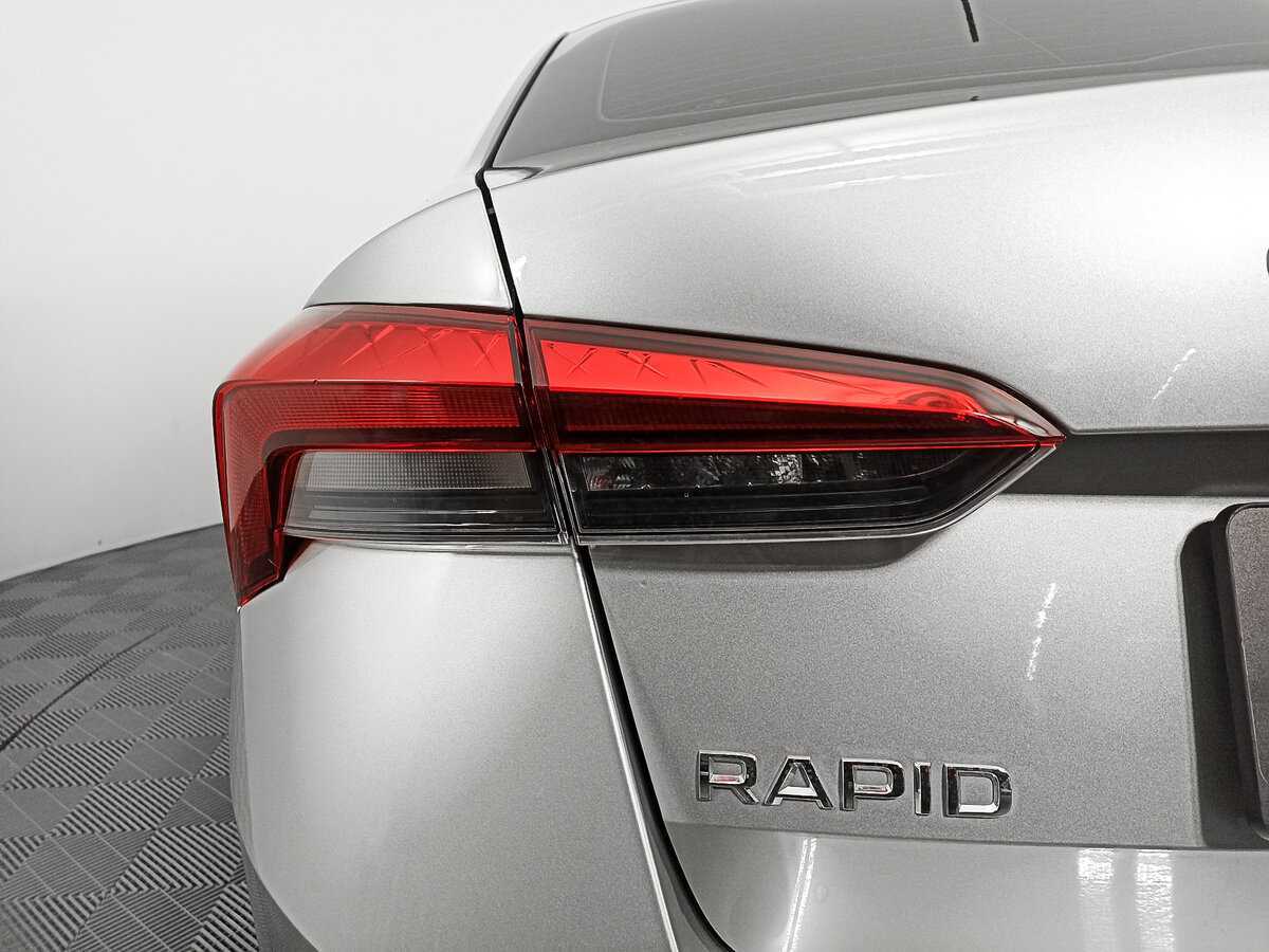 Skoda Rapid с пробегом — 2021 год. Фото: #8