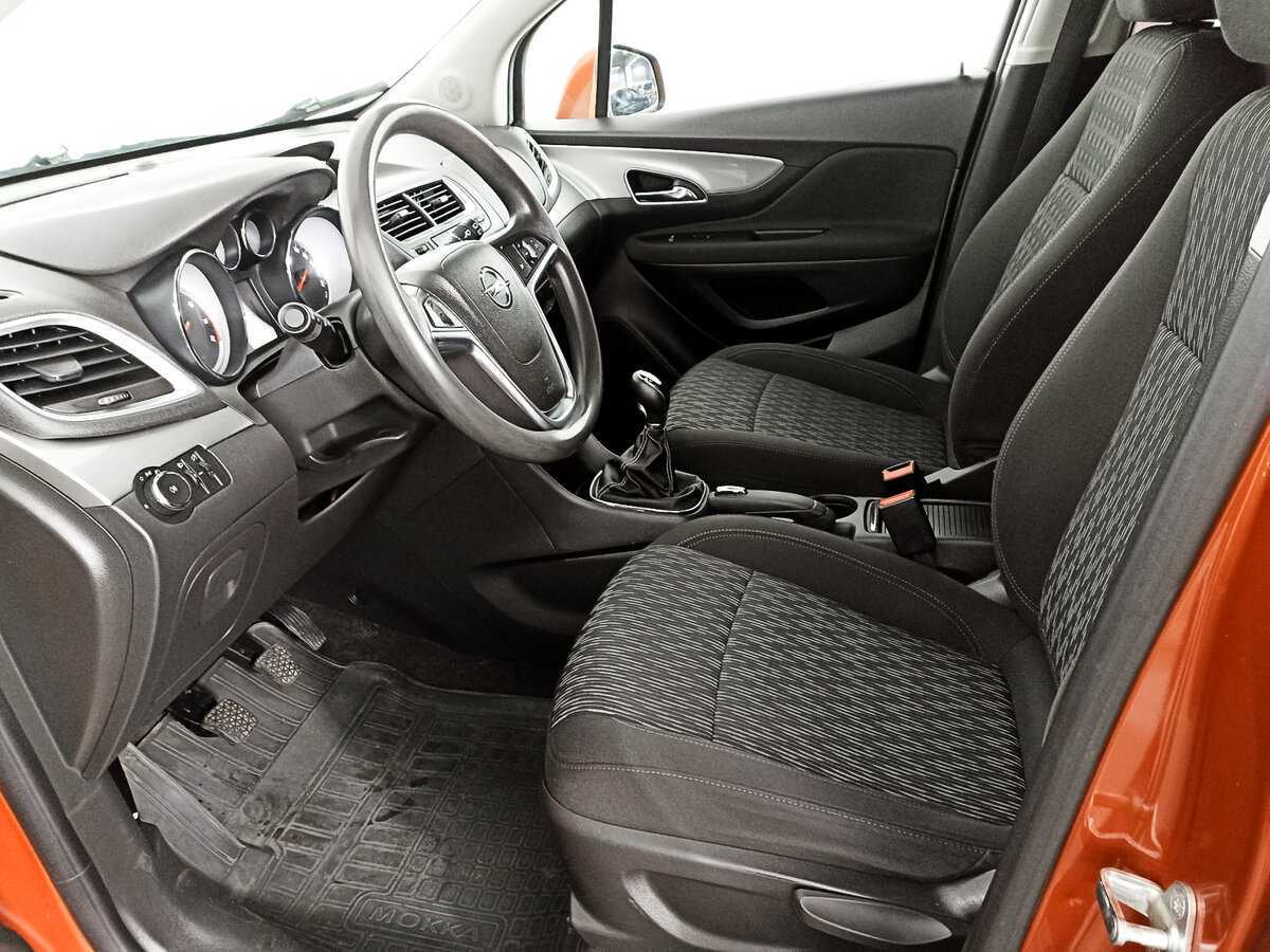 Opel Mokka с пробегом — 2014 год. Фото: #15