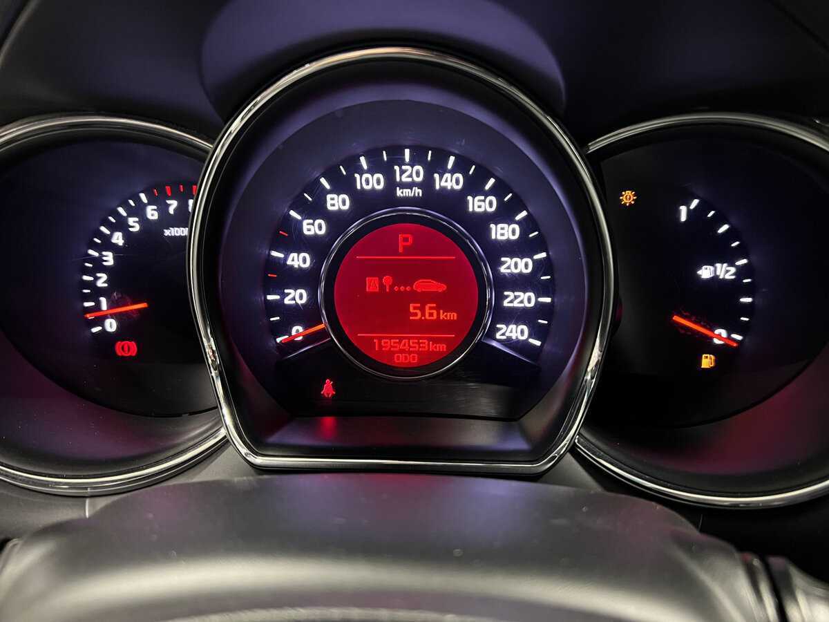 Kia Ceed с пробегом — 2016 год. Фото: #12