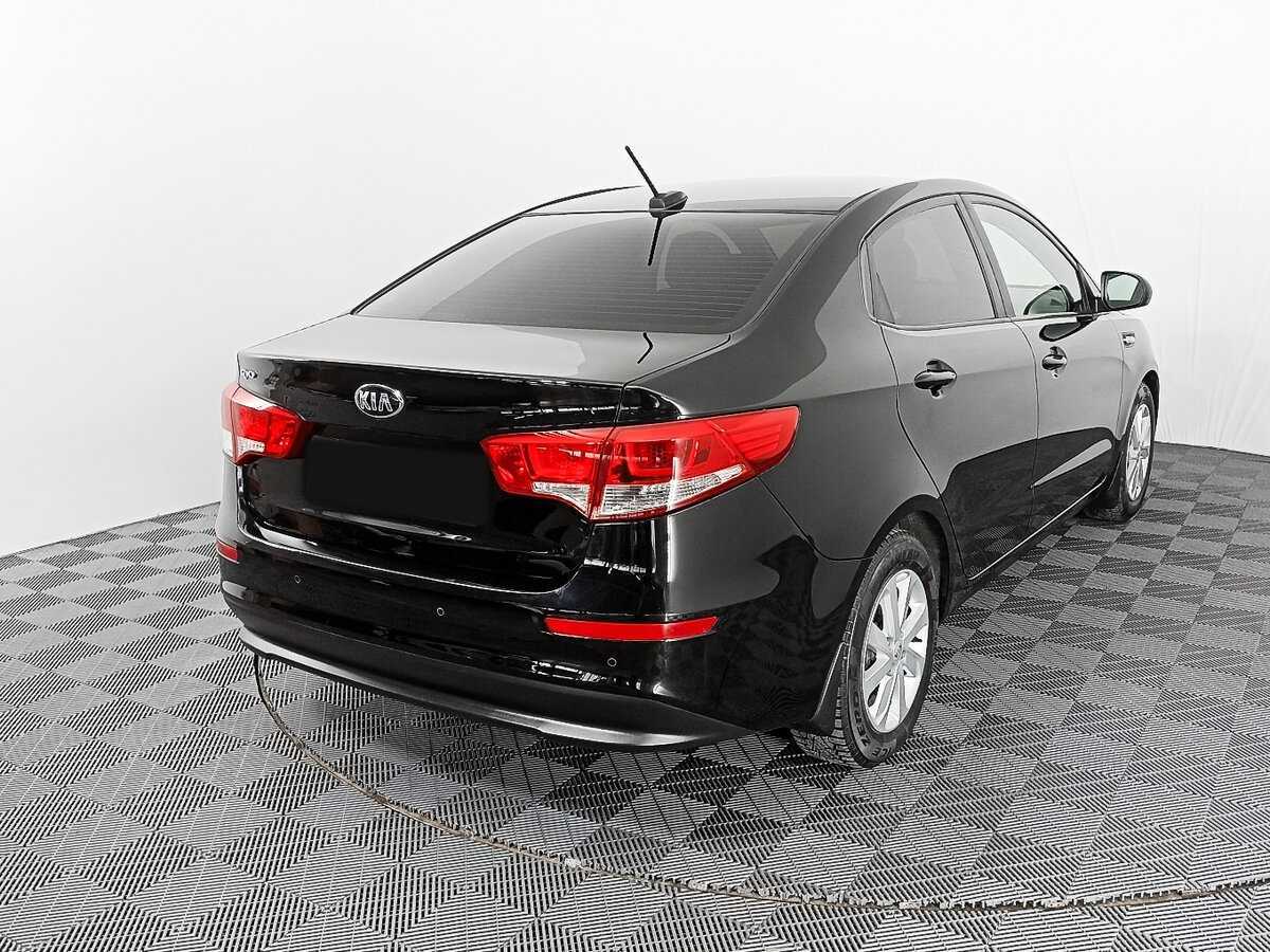 Kia Rio с пробегом — 2017 год. Фото: #4