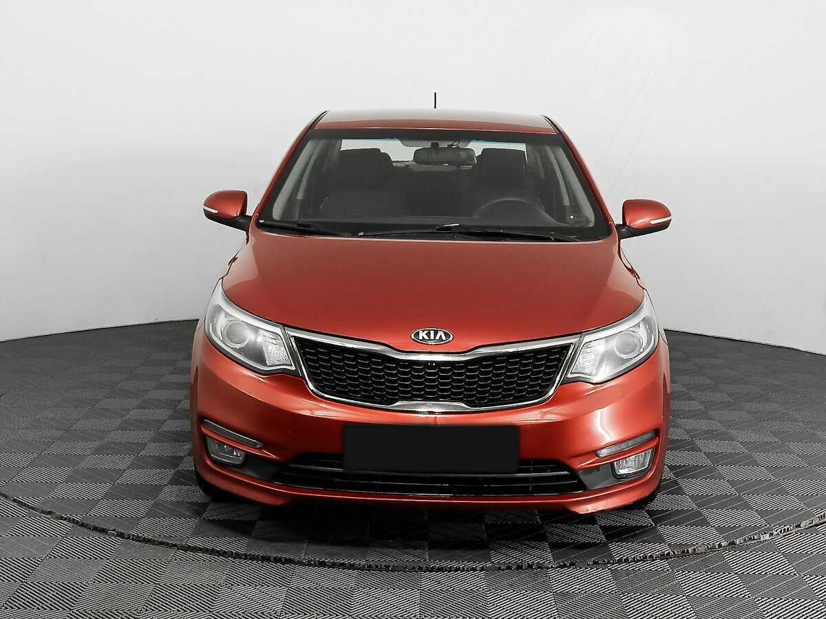 Kia Rio с пробегом — 2016 год. Фото: #1