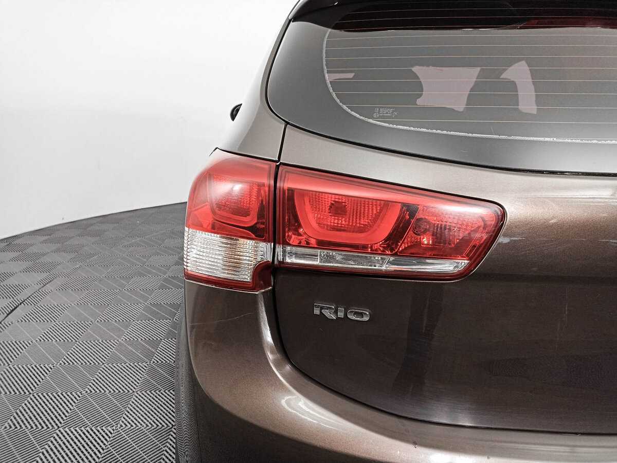 Kia Rio с пробегом — 2017 год. Фото: #8