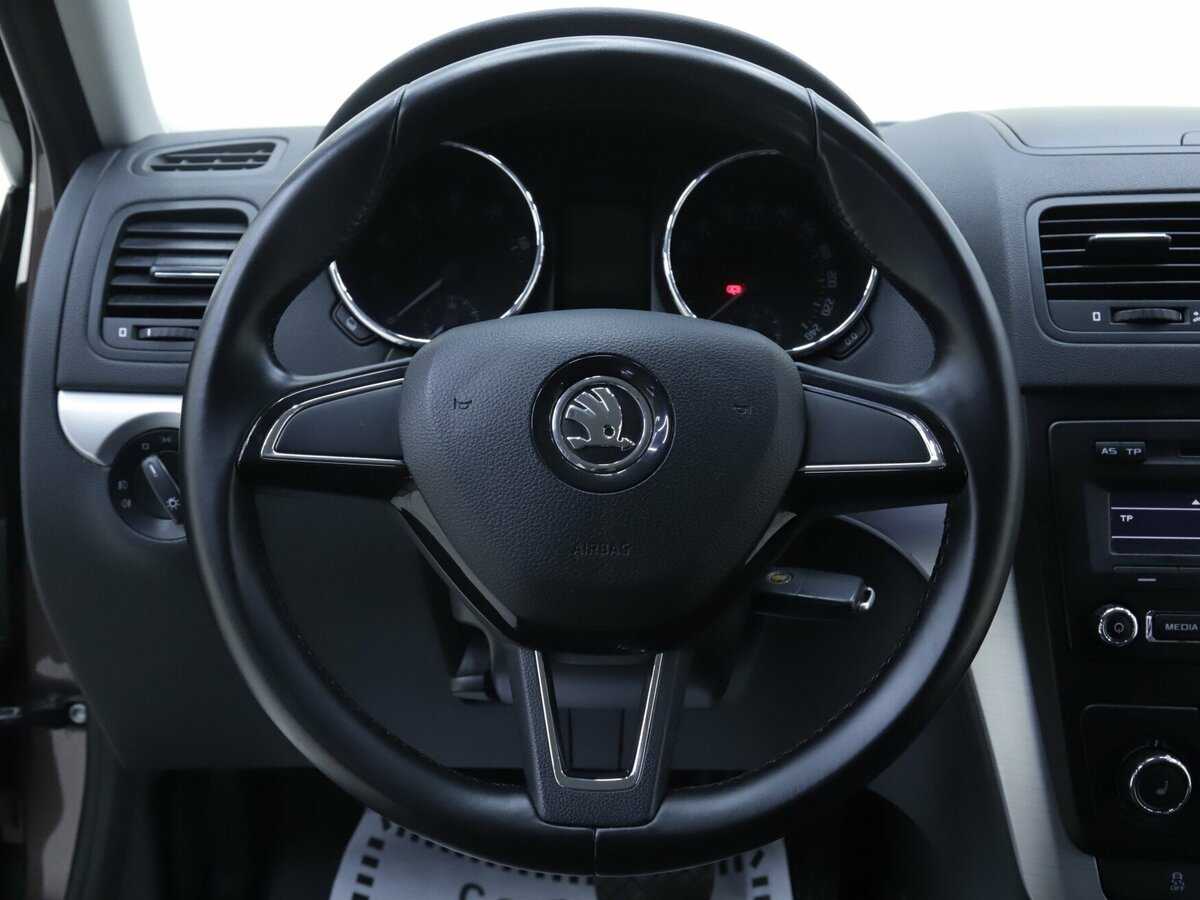 Skoda Yeti с пробегом — 2014 год. Фото: #10