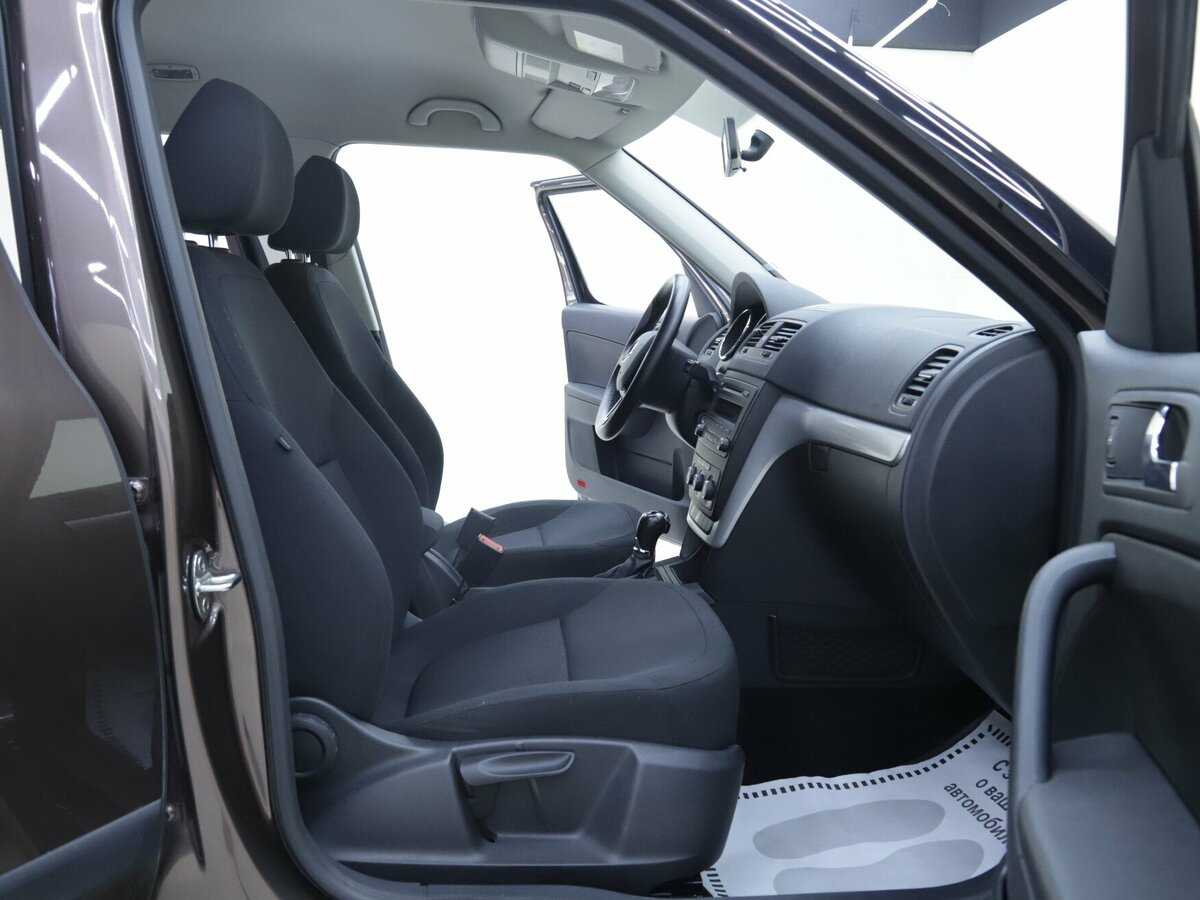 Skoda Yeti с пробегом — 2014 год. Фото: #12