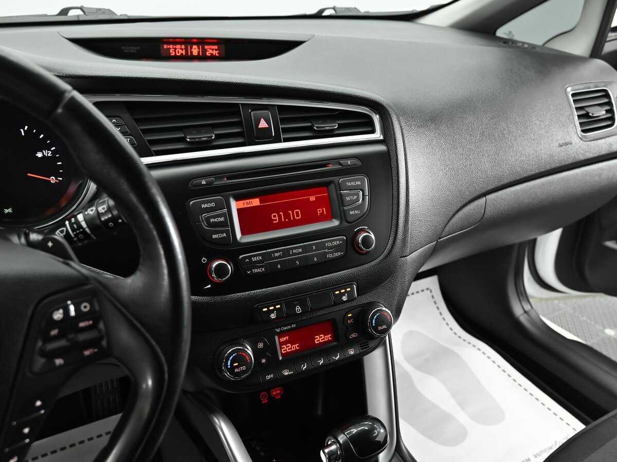 Kia Ceed с пробегом — 2017 год. Фото: #10
