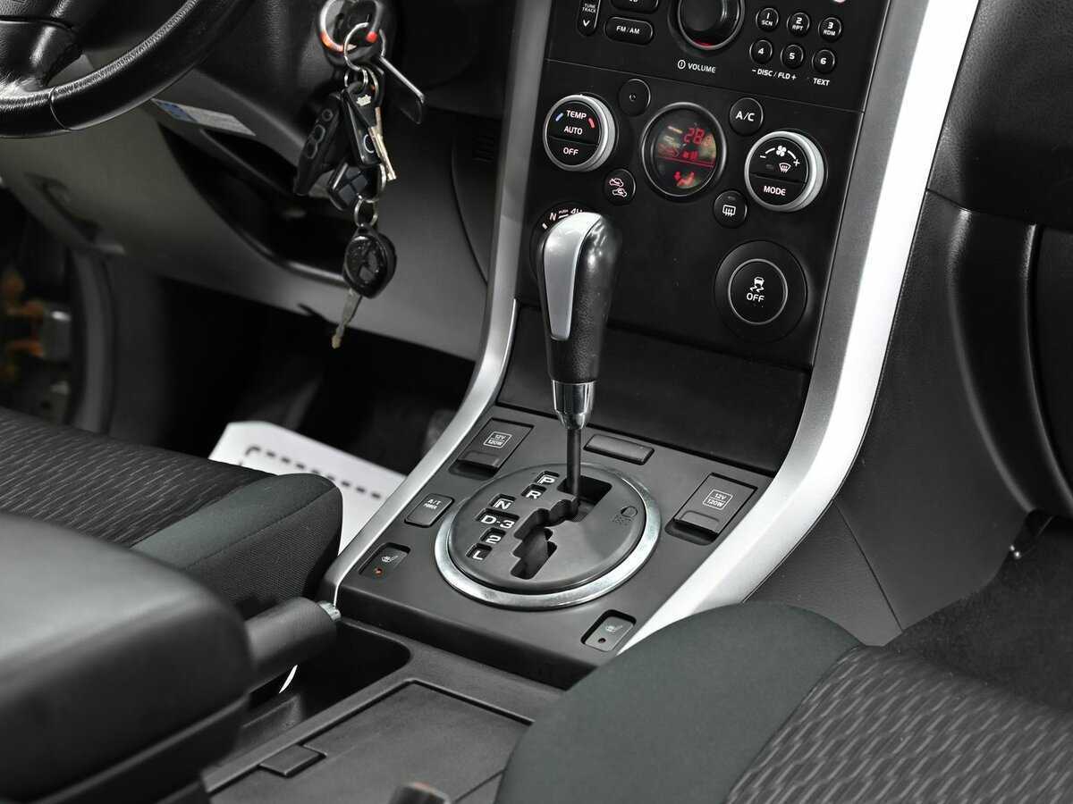 Suzuki Grand Vitara с пробегом — 2013 год. Фото: #7