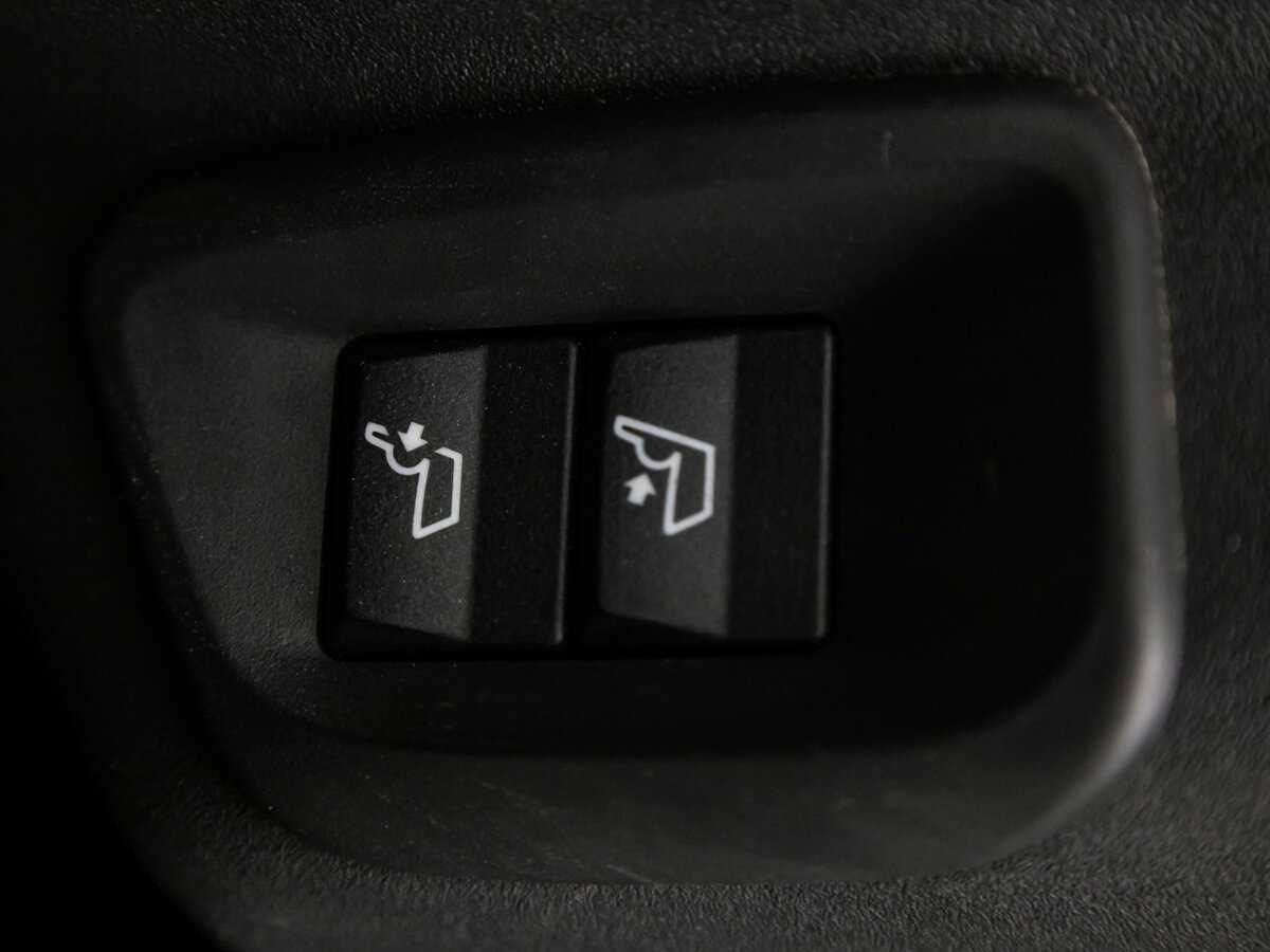 Volvo XC60 с пробегом — 2014 год. Фото: #15