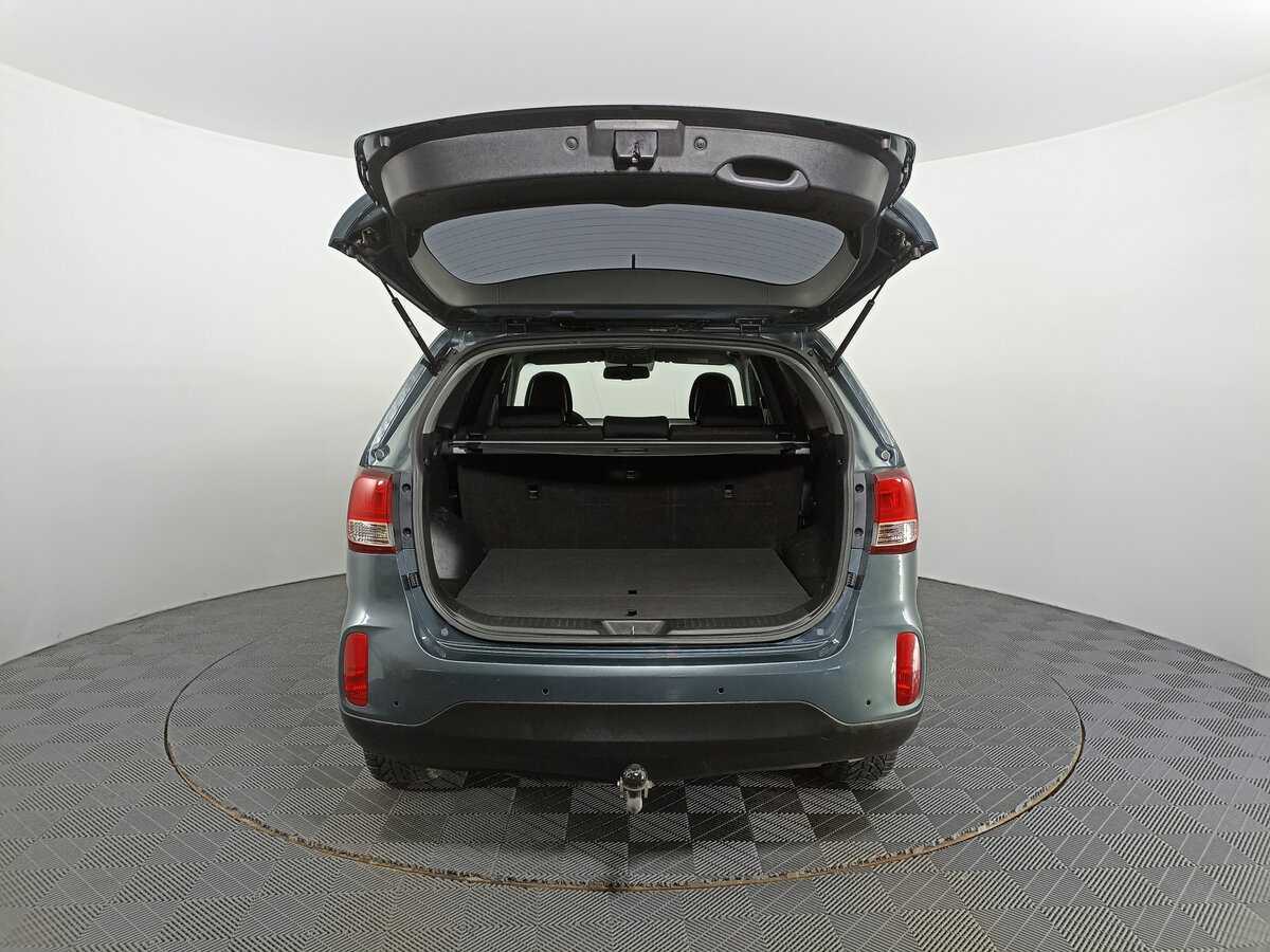 Kia Sorento с пробегом — 2014 год. Фото: #6