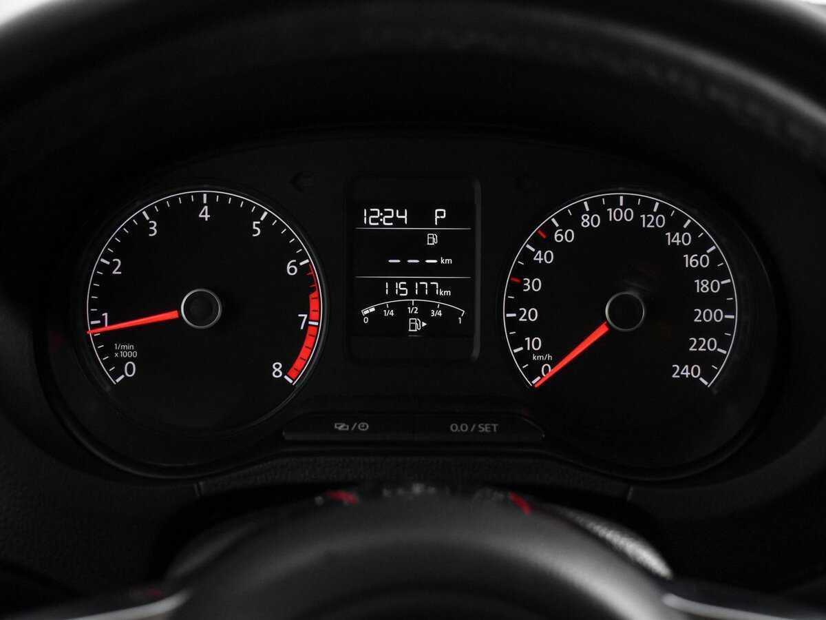 Volkswagen Polo с пробегом — 2019 год. Фото: #17