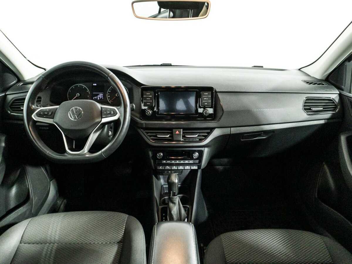 Volkswagen Polo с пробегом — 2020 год. Фото: #12