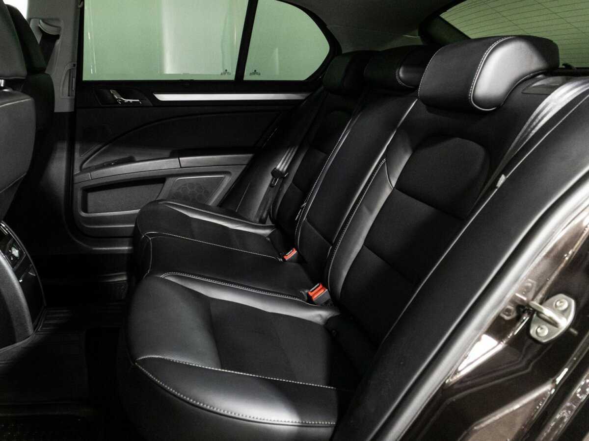 Skoda Superb с пробегом — 2014 год. Фото: #9