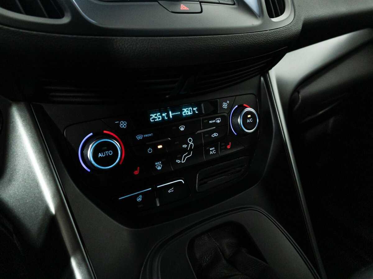 Ford Kuga с пробегом — 2017 год. Фото: #15