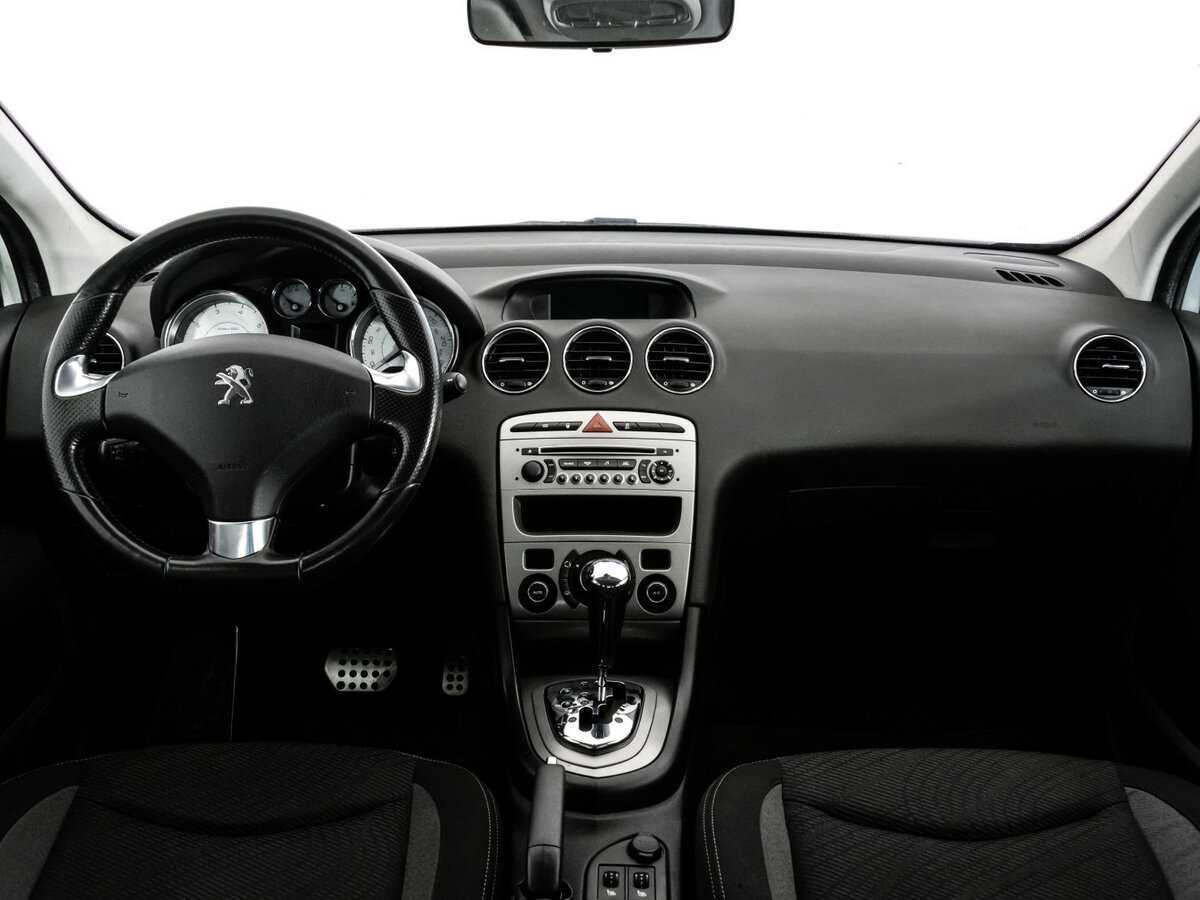 Peugeot 408 с пробегом — 2016 год. Фото: #7